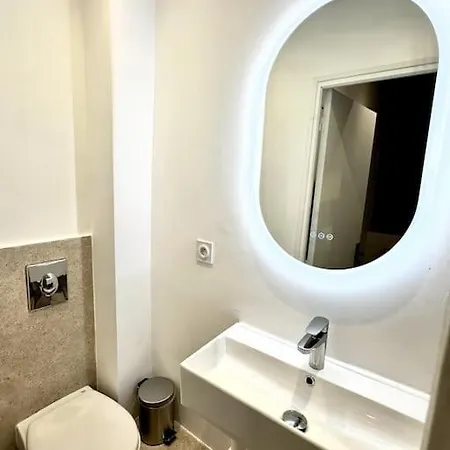 Lovely 3br 3ba 3wc With Terrace Apartment *